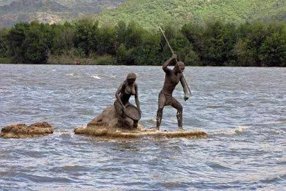 Unsa ang mga makapaikag nga mga lugar nga angay nga pagbisita sa Santiago de Cuba? 10046_11