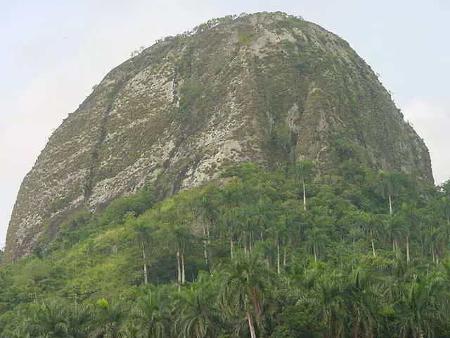 Những nơi thú vị đáng để ghé thăm Santiago de Cuba là gì? 10046_8