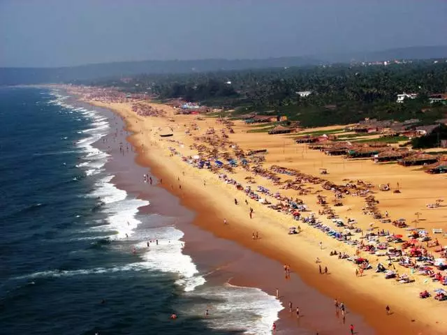 Kandolim - ชายหาดที่ทิ้งความทรงจำที่อบอุ่นในห้องอาบน้ำในหลาย ๆ