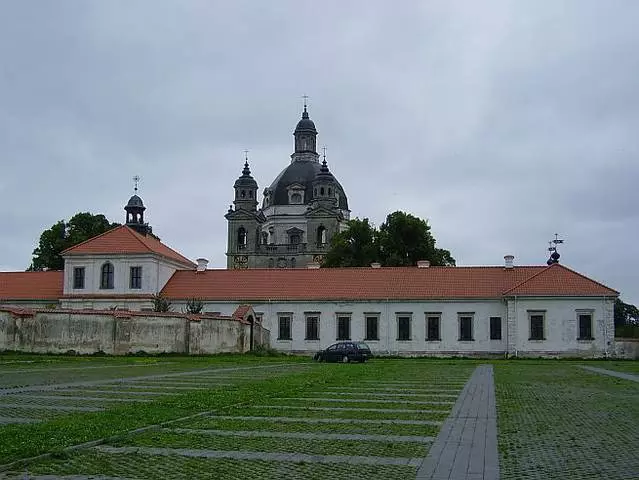 Xagee loo tagaa Kaunas iyo waxa la arko? 10127_15