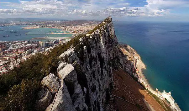 Πού να πάτε στο Tangier και τι να δείτε; 10155_7