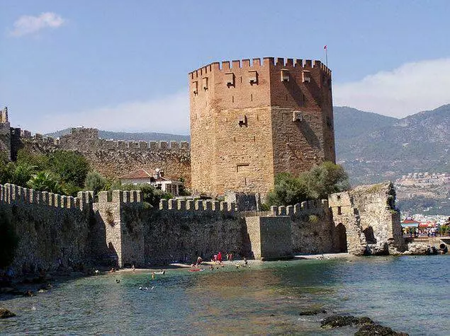 Qu'est-ce qui est intéressant de voir Alanya? 10234_8