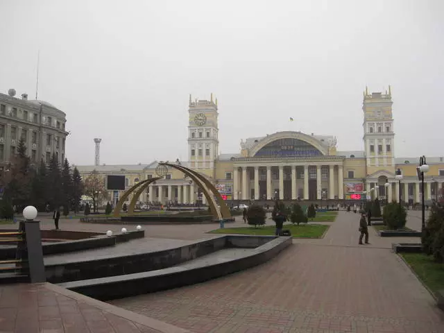 Den tidligere hovedstaden i Ukraina - Kharkov 10299_4