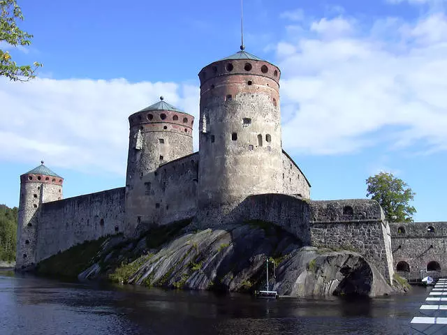 Vilka är de intressanta platser som är värda att besöka i Uleåborg? 10305_9