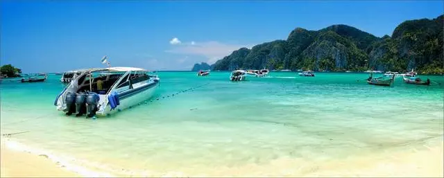 Kje iti na Phi PHI in kaj videti? 10367_3