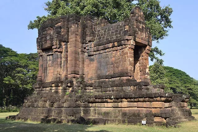 സുഖോട്ടയിലേക്ക് എവിടെ പോകണം, എന്താണ് കാണേണ്ടത്? 10414_6