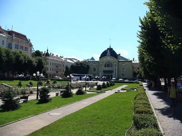 Neočekivano otkriće je Chernivtsi. 10451_8