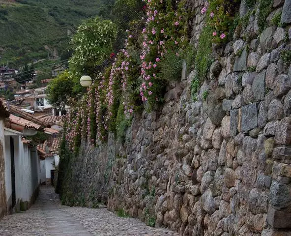 Ang labing makapaikag nga mga lugar sa CUSco. 10468_3