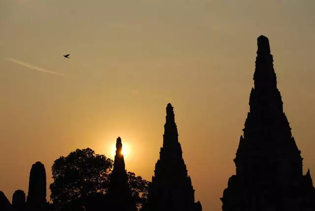 Naon anu urang kedah ngarepkeun ti istirahat di ayutday? 10517_11