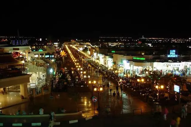 Sharm El-Sheikh တွင်ကြည့်သင့်သည်မှာအဘယ်နည်း။ စိတ်ဝင်စားစရာအကောင်းဆုံးနေရာများ။ 10558_2