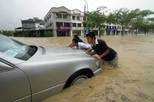 Ni wakati gani bora kupumzika katika Malaysia? 10623_8