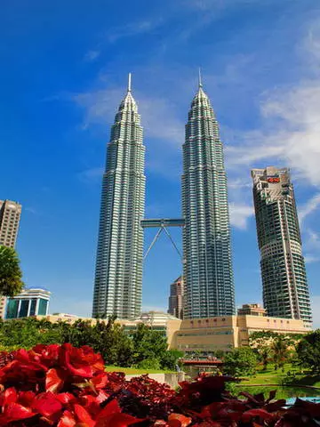 Features of rest in Kuala Lumpur 10629_3