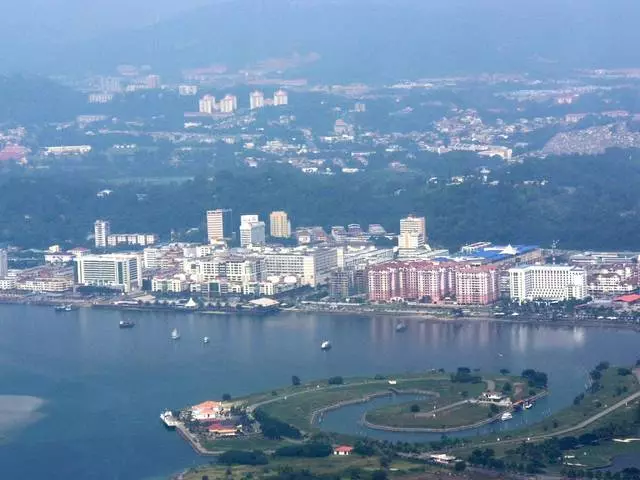 休息在Kota Kinabalu：有用的信息 10661_1