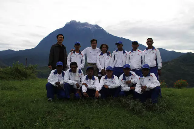 Phumula eKota Kinabalu: Imininingwane ewusizo 10661_4