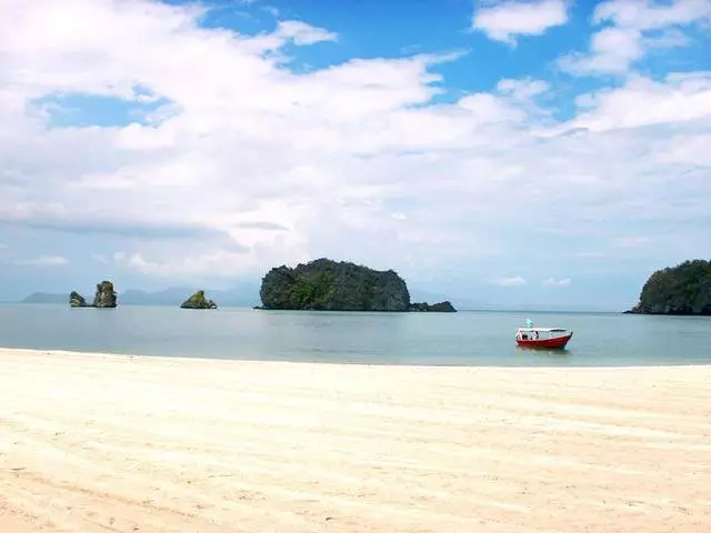 Apakah tempat-tempat menarik yang bernilai melawat Langkawi? 10676_19