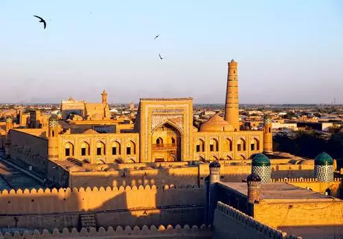 Ano ang dapat kong makita sa Khiva? 10729_1