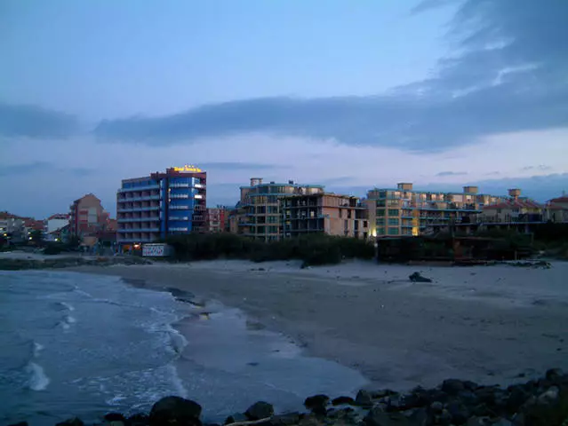 Pahinga sa Pomorie ay kahanga-hanga - malusog at puno ng positibo.