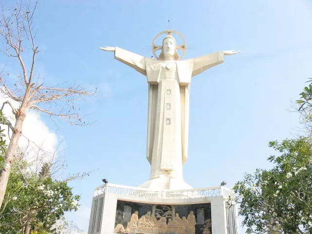 Vungtau मध्ये विश्रांती वैशिष्ट्ये 11139_13