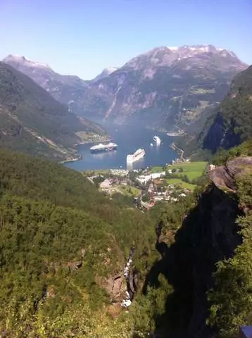 Bepergian melalui Norwegia Fjordam 11254_1