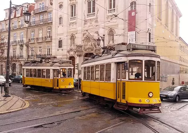 Pompousness of Lisbon 11390_2