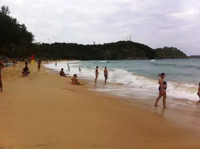 Nai Harn Beach - Pêla Phuket!