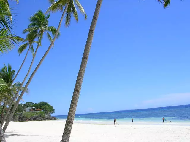 Tempat paling menarik di Panglao. 11757_2