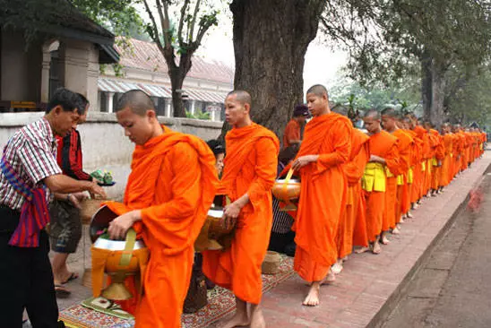 Dimana angkat ka Luang prabang sareng naon anu ningali? 11764_13