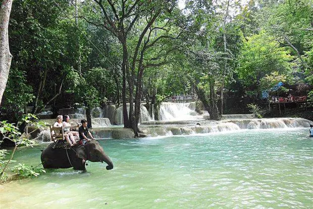 Počivajte sa djecom u Luang Prabang. Stvari koje treba učiniti? 11808_3