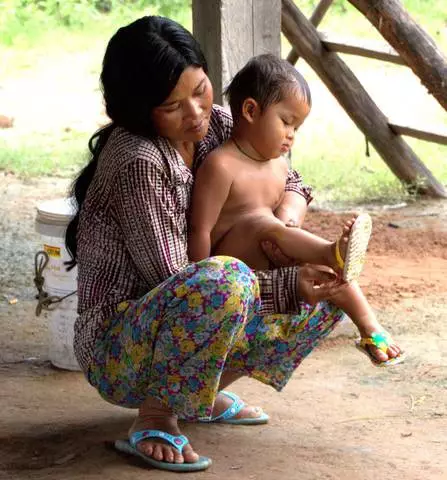 Naha kuring kedah angkat sareng murangkalih di Kamboja? 11878_5