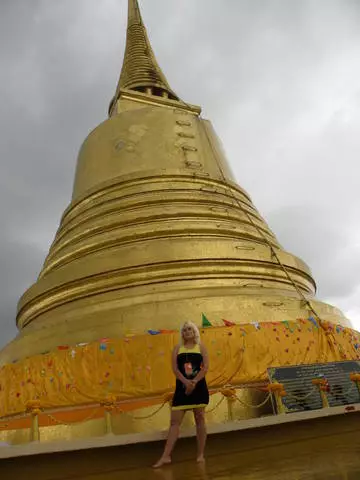 Si Pattaya se pèl la nan Thailand, Lè sa a, Bangkok se pito yon koule 11901_3