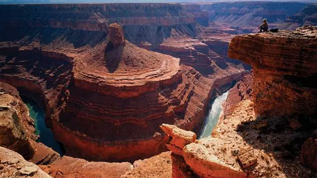 Endri-javatra amin'ny fialantsasatra ao Grand Canyon 11907_2