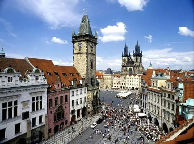 Prague - delightful thiab pheej yig Europe