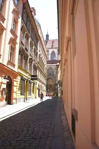 Prague dia tanàna tsara indrindra ho an'ny connoisseurs ny fahagola mahavariana.