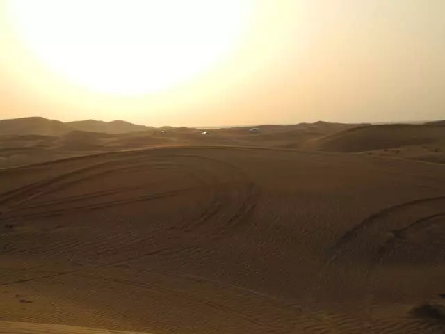 White Beaches Dubai. 12050_9