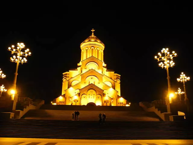 Tbilisi - कंट्रास्ट का शहर 12085_6