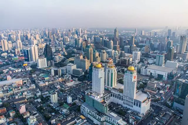 ບາງກອກ - ເຊື້ອສາຍຂອງຂໍ້ດີແລະຂໍ້ບົກຜ່ອງຂອງວັດທະນະທໍາອາຊີ