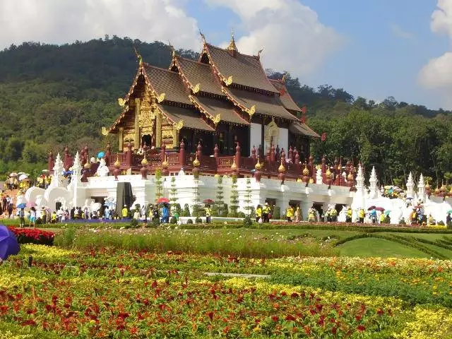 Atsedena Chiang-en maiatza: prezioak