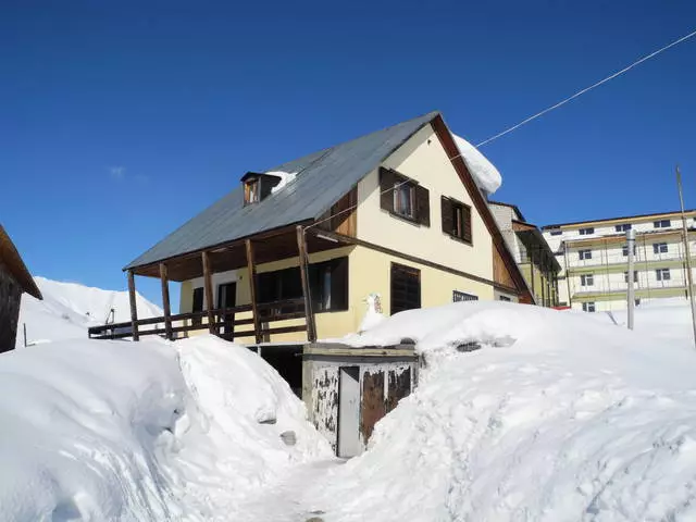 Snow-covered Gudauri. 12126_2