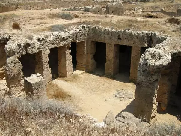 Ebe kachasị na-adọrọ mmasị na Paphos. 12161_2