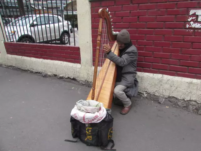 Сантьяго шаарында соода кылуу: эмнени сатып алуу керек? 12888_2