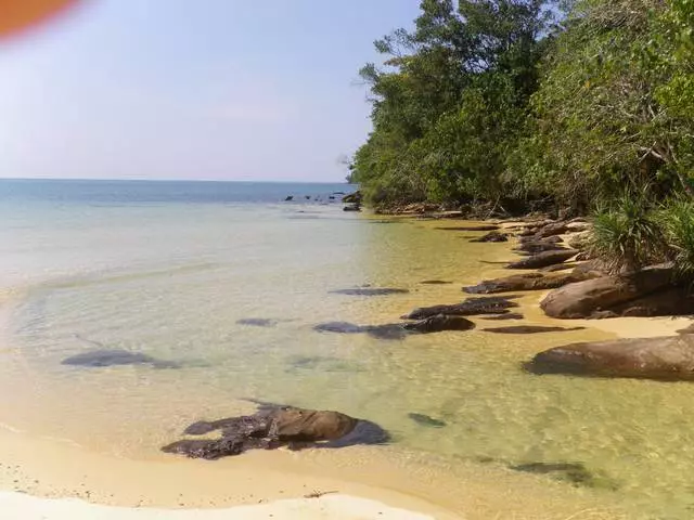 Whyima tûrîstan Koh Kong hilbijêrin?