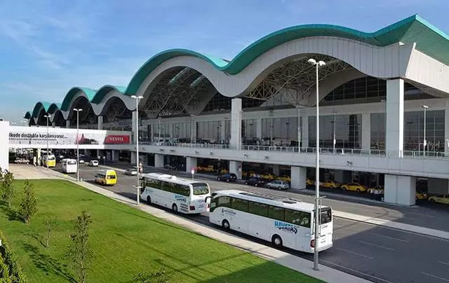 Estambul: ¿Cómo llegar allí? Costo, tiempo de viaje, traslado. 13067_3