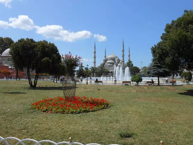 Tiştê ku li Stenbolê ye hêja ye? Deverên herî balkêş. 13072_1