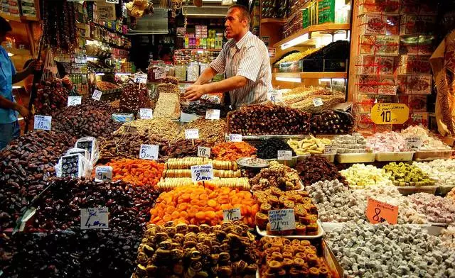 İstanbul'daki tatil hakkında faydalı bilgiler. Deneyimli turistler için ipuçları. 13081_6