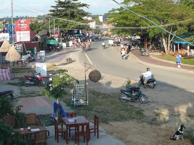 Unsa man ang kinahanglan nga gipaabut gikan sa pagpahulay sa Sihanoukville? 13141_2