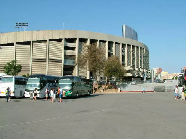 Barselona stadionuna ekskursiya zamanı sizi nə gözləyir 13156_2