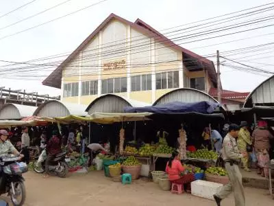 Kje iti nakupovanje in kaj kupiti v Battambang? 13180_3