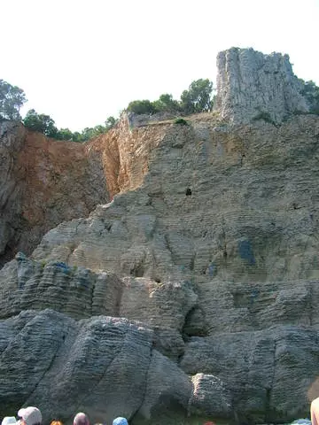 Kaj živeti iz ekskurzije do Girona in denarnih otokov? 13226_10