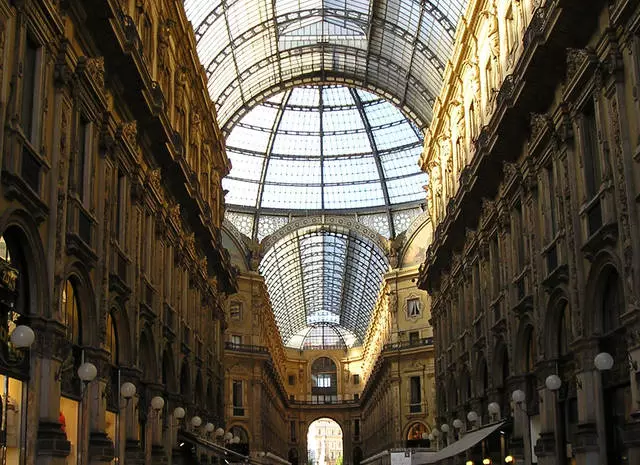 Dove andare a fare shopping e cosa comprare a Milano? 13254_1