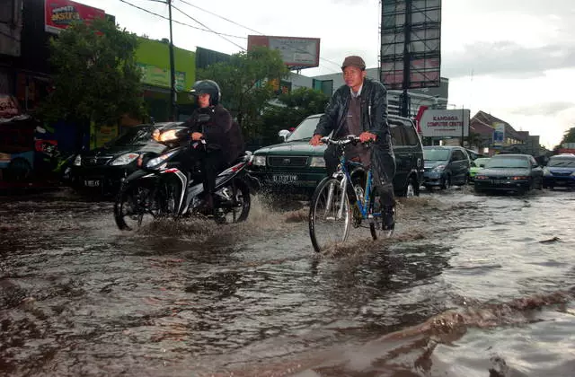 Ndibwino kuti ndibwino kupuma ku Bandung? 13557_2